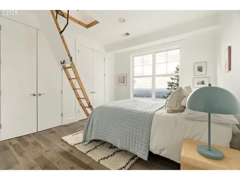 290 SW Moonridge Place Portland OR 97225
