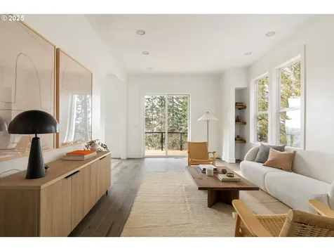 290 SW Moonridge Place Portland OR 97225