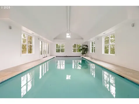 290 SW Moonridge Place Portland OR 97225