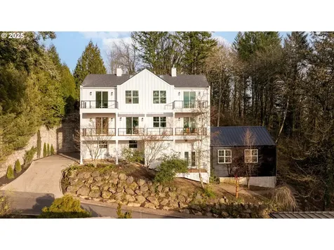 290 SW Moonridge Place Portland OR 97225