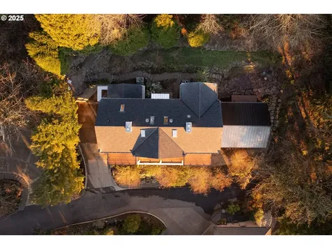 290 SW Moonridge Place Portland OR 97225