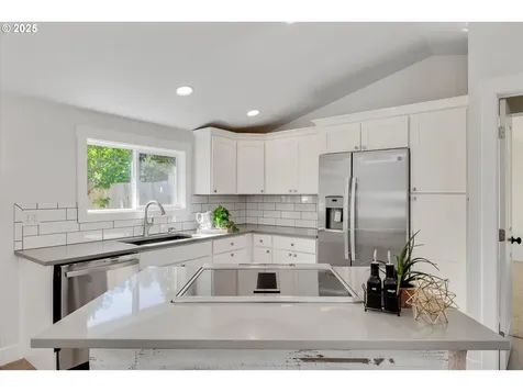 14045 Livesay Road Oregon City OR 97045