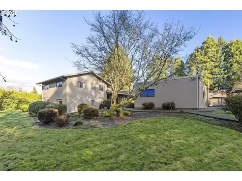 1745 SE Brookwood Avenue Hillsboro OR 97123