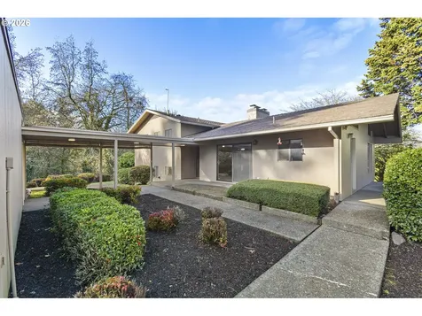 1745 SE Brookwood Avenue Hillsboro OR 97123