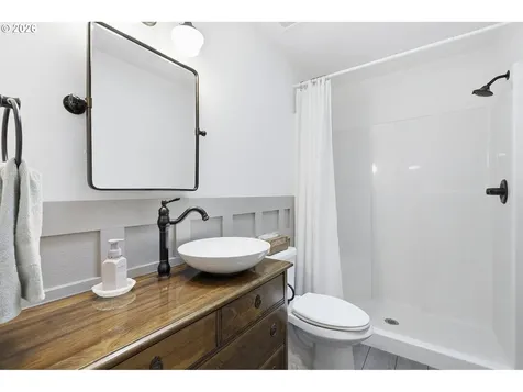 15680 S Wave Road Mulino OR 97042