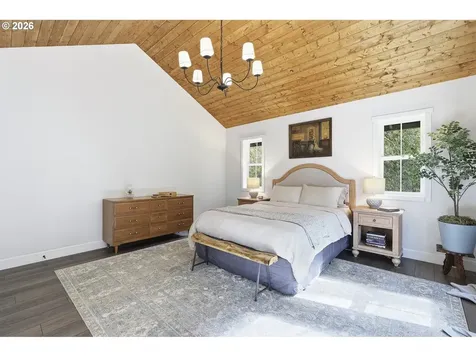 15680 S Wave Road Mulino OR 97042