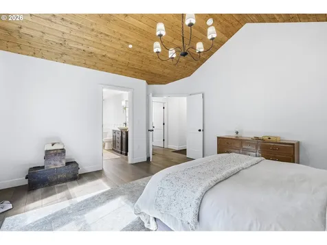 15680 S Wave Road Mulino OR 97042
