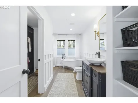 15680 S Wave Road Mulino OR 97042