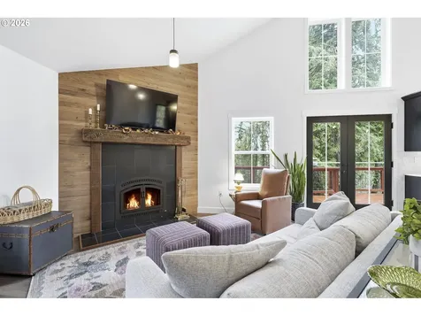 15680 S Wave Road Mulino OR 97042