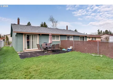 1142 SE 149th Place Portland OR 97233