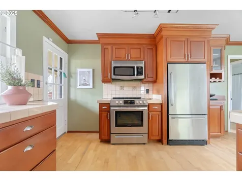 600 NE 72nd Avenue Portland OR 97213