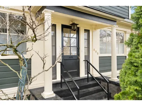 600 NE 72nd Avenue Portland OR 97213
