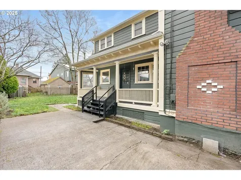 600 NE 72nd Avenue Portland OR 97213