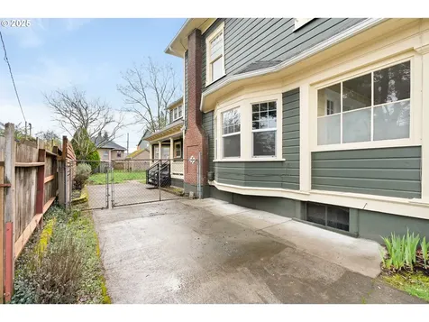 600 NE 72nd Avenue Portland OR 97213