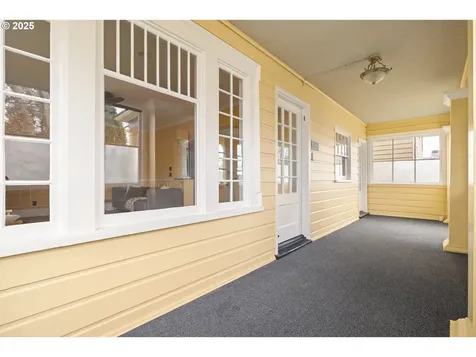 600 NE 72nd Avenue Portland OR 97213