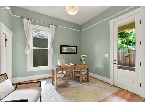 2104 SW Spring Street Portland OR 97201