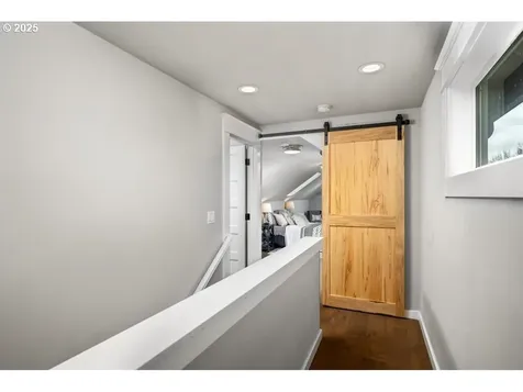 3520 SE Division Street Portland OR 97202