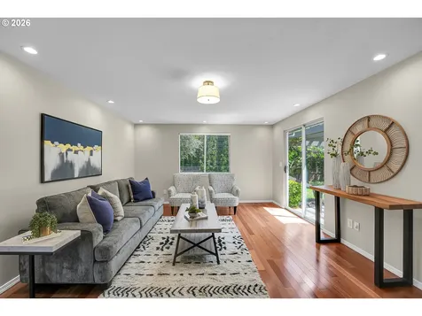 7246 SW 176th Avenue Beaverton OR 97007