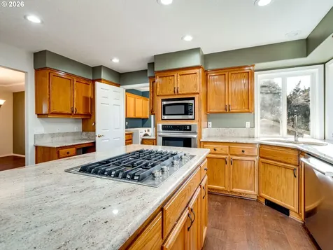 1077 SE Dogwood Lane Gresham OR 97080