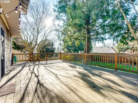1077 SE Dogwood Lane Gresham OR 97080