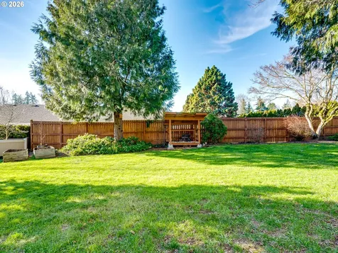 1077 SE Dogwood Lane Gresham OR 97080