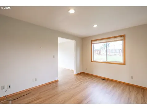 547 NE Overlook Way Sublimity OR 97385