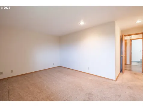 547 NE Overlook Way Sublimity OR 97385