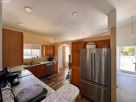 5469 NE Voyage Avenue Lincoln City OR 97367