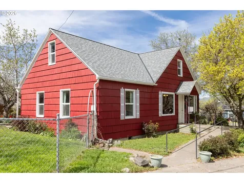 1411 G Street The Dalles OR 97058