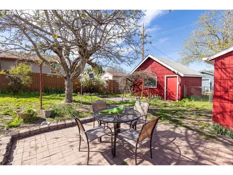 1411 G Street The Dalles OR 97058