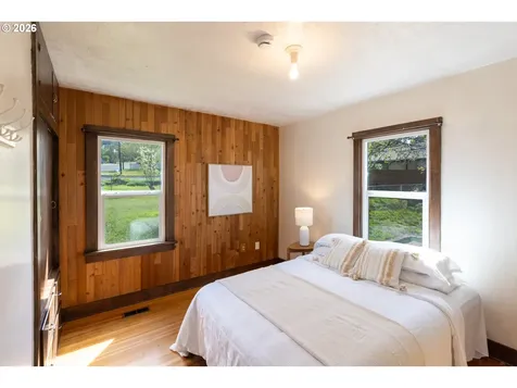 1411 G Street The Dalles OR 97058