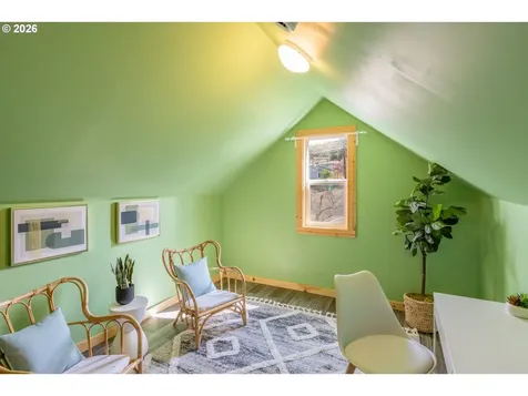 1411 G Street The Dalles OR 97058