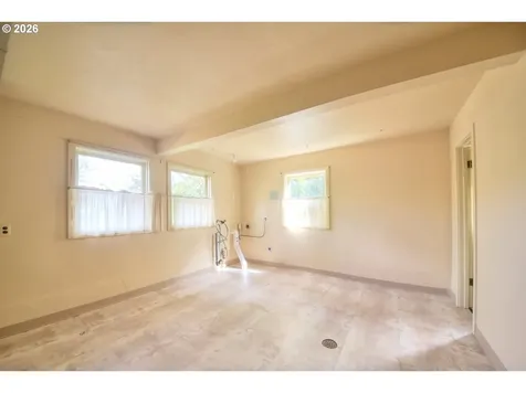 605 Fulvue Drive Eugene OR 97405