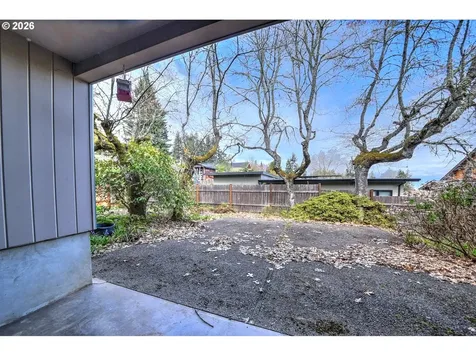 605 Fulvue Drive Eugene OR 97405