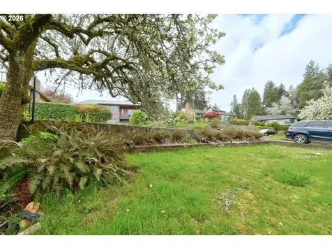 605 Fulvue Drive Eugene OR 97405
