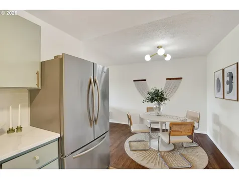 12019 NE Sacramento Street Portland OR 97220