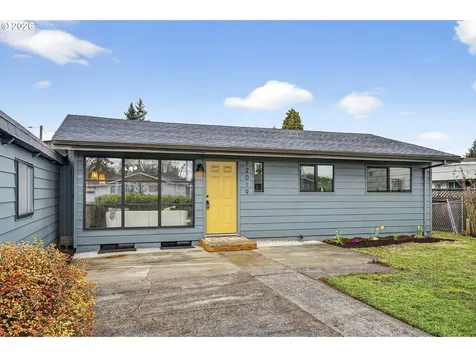 12019 NE Sacramento Street Portland OR 97220