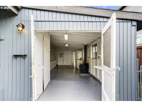 12019 NE Sacramento Street Portland OR 97220