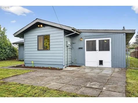 12019 NE Sacramento Street Portland OR 97220