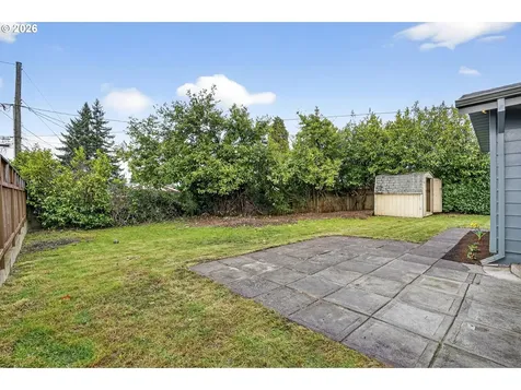 12019 NE Sacramento Street Portland OR 97220