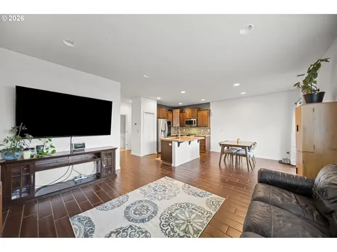 10095 NW 307th Avenue North Plains OR 97133