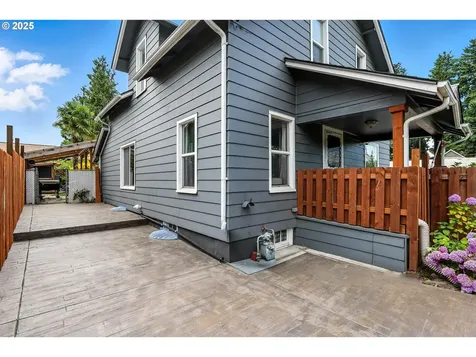 8014 N Johnswood Drive Portland OR 97203