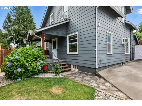 8014 N Johnswood Drive Portland OR 97203