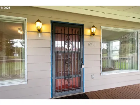 6911 NE 139th Street Vancouver WA 98686