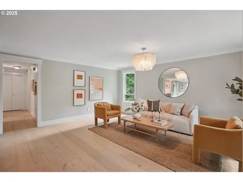 7220 SW 55th Avenue Portland OR 97219