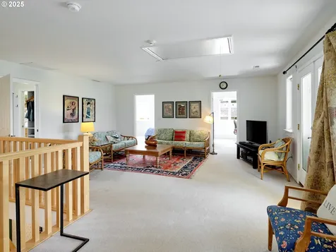 261 Rock Street Silverton OR 97381