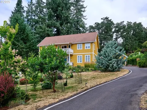 261 Rock Street Silverton OR 97381
