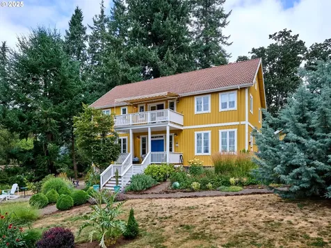 261 Rock Street Silverton OR 97381