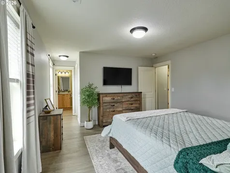 1025 SE Millright Avenue Mcminnville OR 97128