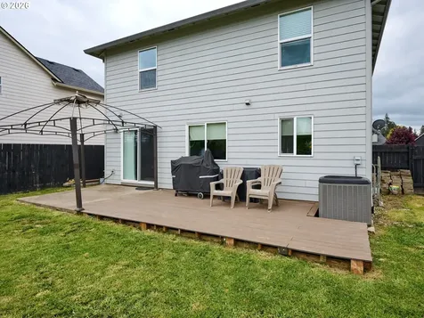 1025 SE Millright Avenue Mcminnville OR 97128
